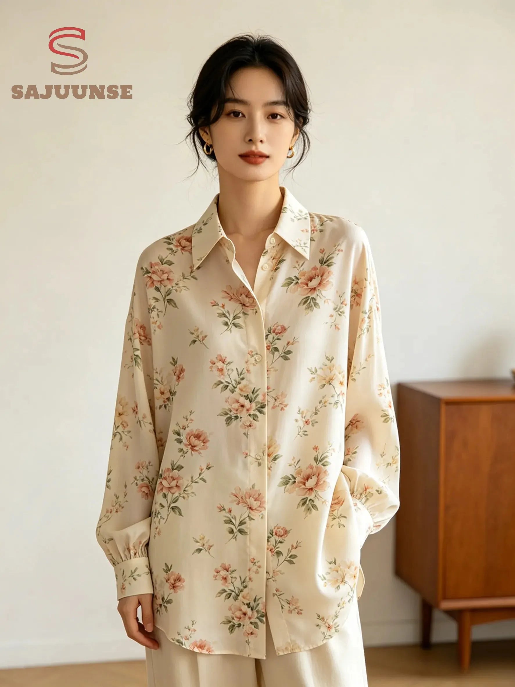 Smart Floral Painting Baggy Shirt